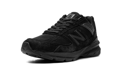 990v5 "Made in USA Triple Black" M990BB5