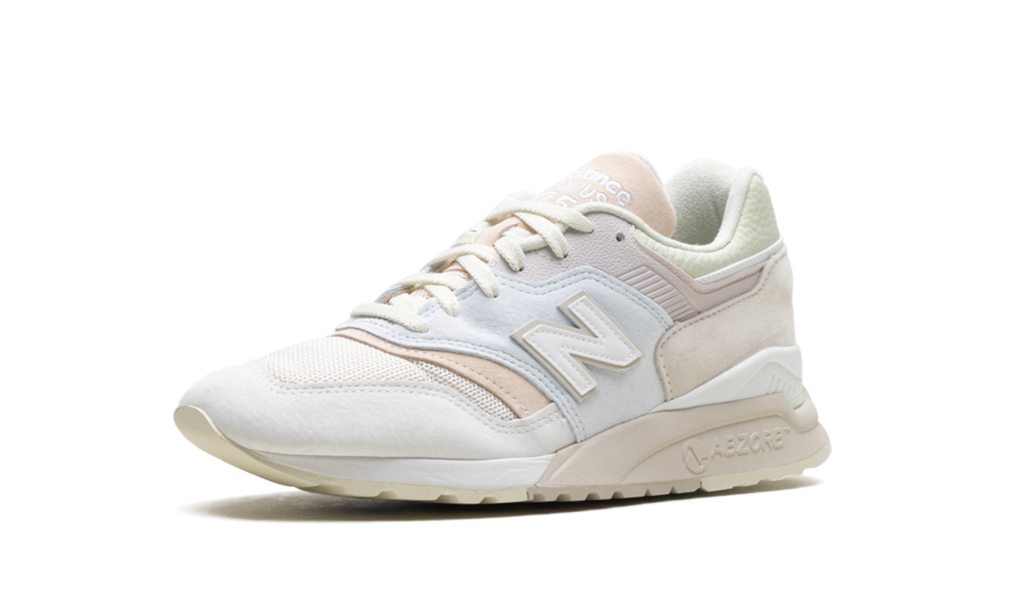 997.5 "MiUSA Kith Easter White Ice Blue Peach" U9975KT